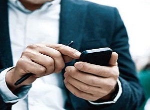 Online Chat with Live Agent